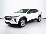 Used 2025 Chevrolet Trax LS image 3