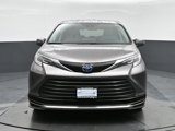 Used 2023 Toyota Sienna LE image 2