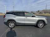 Certified 2024 GMC Terrain SLT image 5