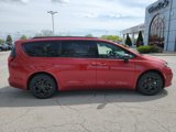 New 2025 Chrysler Pacifica Select image 5