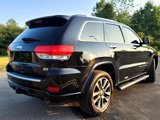 Used 2017 Jeep Grand Cherokee Overland w/ Jeep Active Safety Group image 4