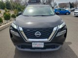 Used 2023 Nissan Rogue SV image 2