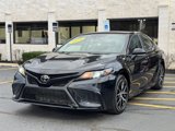 Used 2024 Toyota Camry SE image 3