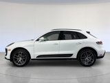 Certified 2024 Porsche Macan image 2