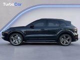 Used 2022 Porsche Cayenne Turbo image 2
