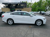 Used 2018 Chevrolet Malibu Hybrid image 2