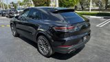 Used 2022 Porsche Cayenne Coupe image 2