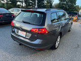 Used 2017 Volkswagen Golf SE image 5