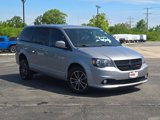 Used 2018 Dodge Grand Caravan SE image 4
