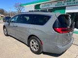 Used 2022 Chrysler Pacifica Limited image 4