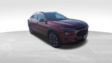 Certified 2025 Chevrolet Trax RS w/ Driver Confidence Package image 3
