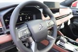 New 2025 Mitsubishi Outlander SEL image 3