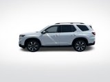 New 2025 Honda Pilot Elite image 2