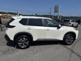Used 2022 Nissan Rogue SV image 5