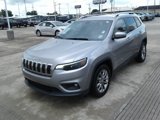 Used 2019 Jeep Cherokee Latitude Plus w/ Comfort/Convenience Group image 3