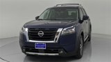 New 2025 Nissan Pathfinder Platinum image 2