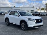 New 2025 Nissan Pathfinder Platinum w/ Cargo Package image 3