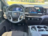 Used 2023 Chevrolet Silverado 1500 LT image 2