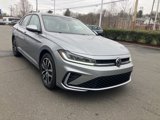 Certified 2025 Volkswagen Jetta SE w/ Sunroof Package image 5