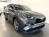 Used 2021 Toyota Highlander XLE image 4