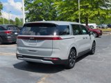 Used 2024 Kia Carnival EX image 5