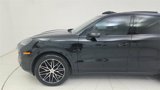 Used 2025 Porsche Cayenne image 4