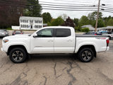 Used 2018 Toyota Tacoma SR5 image 2
