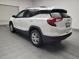 Used 2023 GMC Terrain SLE w/ Driver Convenience Package image 5