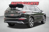 New 2025 Mitsubishi Outlander SE image 4