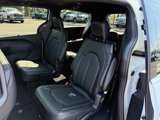 New 2026 Chrysler Pacifica Select image 6