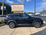 Used 2024 Nissan Pathfinder SV image 4