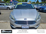 Used 2017 Ford Focus Titanium image 2