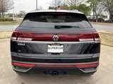 Used 2025 Volkswagen Atlas Cross Sport SE image 5