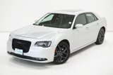 Used 2023 Chrysler 300 S image 2
