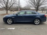 Used 2016 Ford Taurus SE image 2