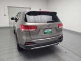 Used 2017 Kia Sorento EX image 6