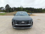 New 2025 Hyundai Tucson SE image 2