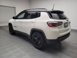 Used 2020 Jeep Compass Latitude image 5