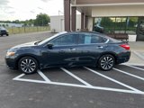 Used 2016 Nissan Altima 2.5 SV w/ Interior Lighting Package image 3