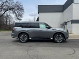New 2025 INFINITI QX80 Sensory image 2