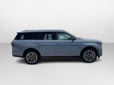 New 2025 Lincoln Navigator Reserve image 4