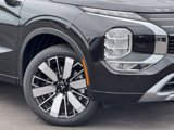 New 2025 Mitsubishi Outlander AWD image 2