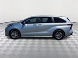 Used 2022 Toyota Sienna XLE image 4