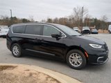 New 2025 Chrysler Pacifica Select image 2