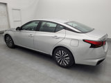 Used 2023 Nissan Altima 2.5 SV image 3