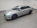 Used 2022 Hyundai Elantra SEL w/ Cargo Package image 2