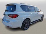 Used 2024 INFINITI QX80 Sensory image 3