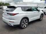 New 2025 Mitsubishi Outlander SE image 4