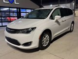 Used 2020 Chrysler Pacifica Touring-L image 5