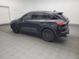 Used 2020 Ford Escape Titanium image 3